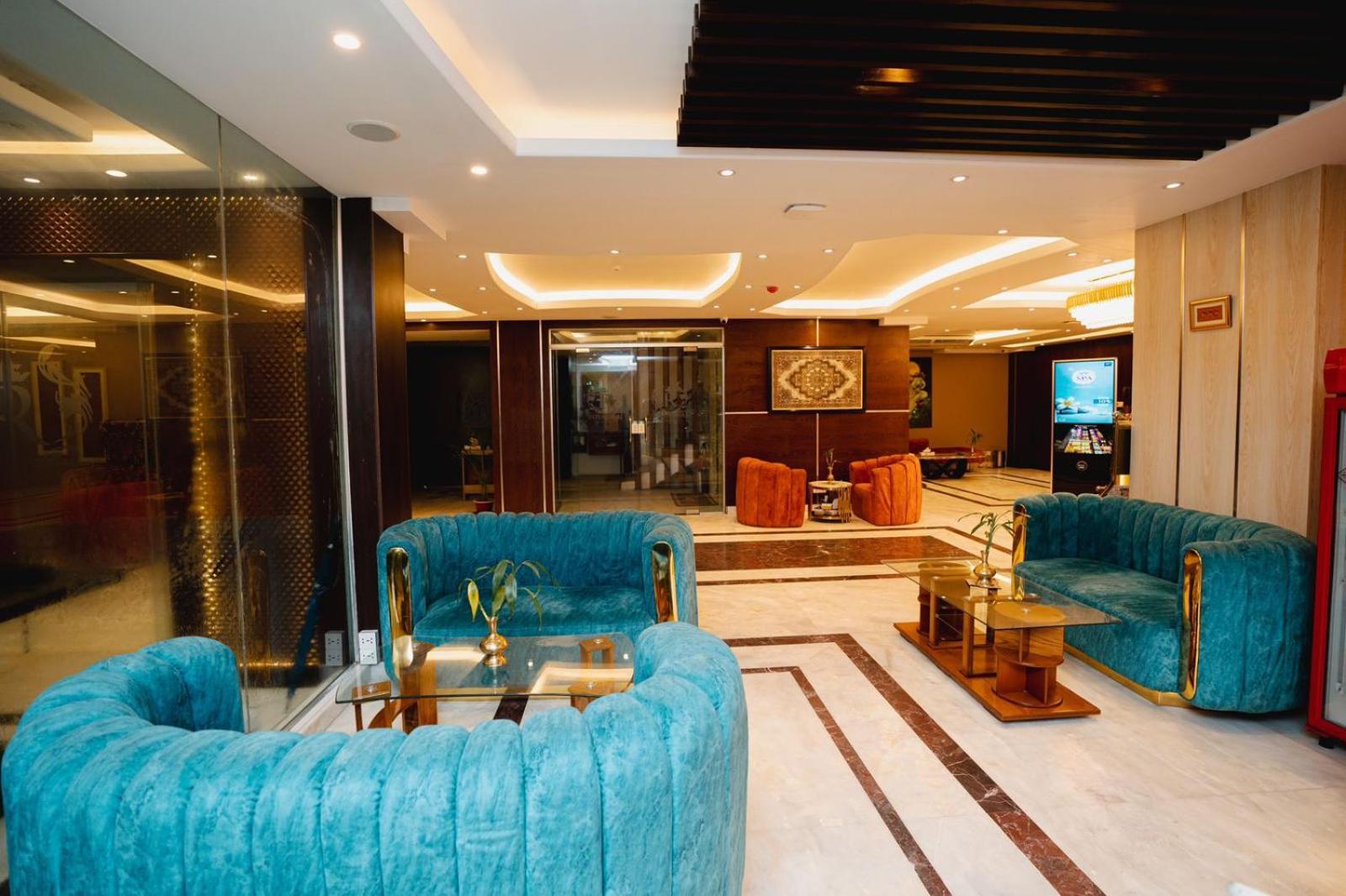 Royal Raj Hotel Radźszahi Zewnętrze zdjęcie