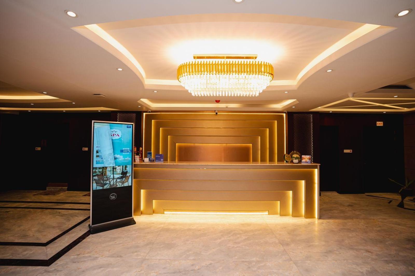 Royal Raj Hotel Radźszahi Zewnętrze zdjęcie