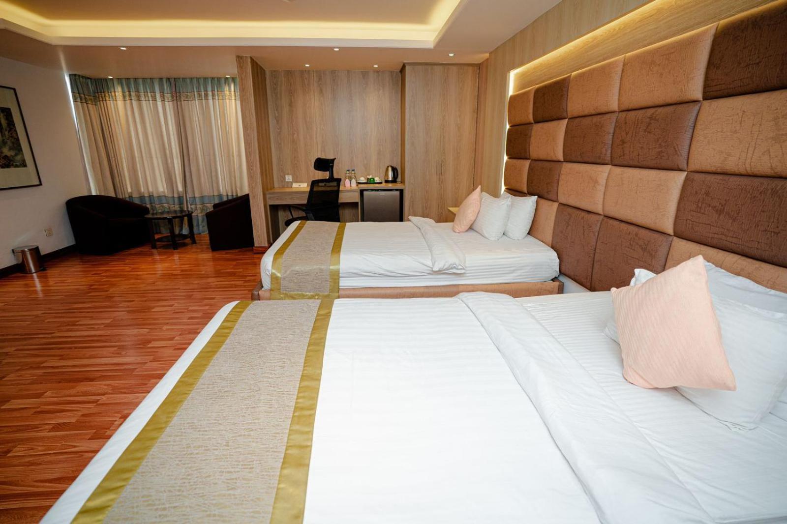 Royal Raj Hotel Radźszahi Zewnętrze zdjęcie